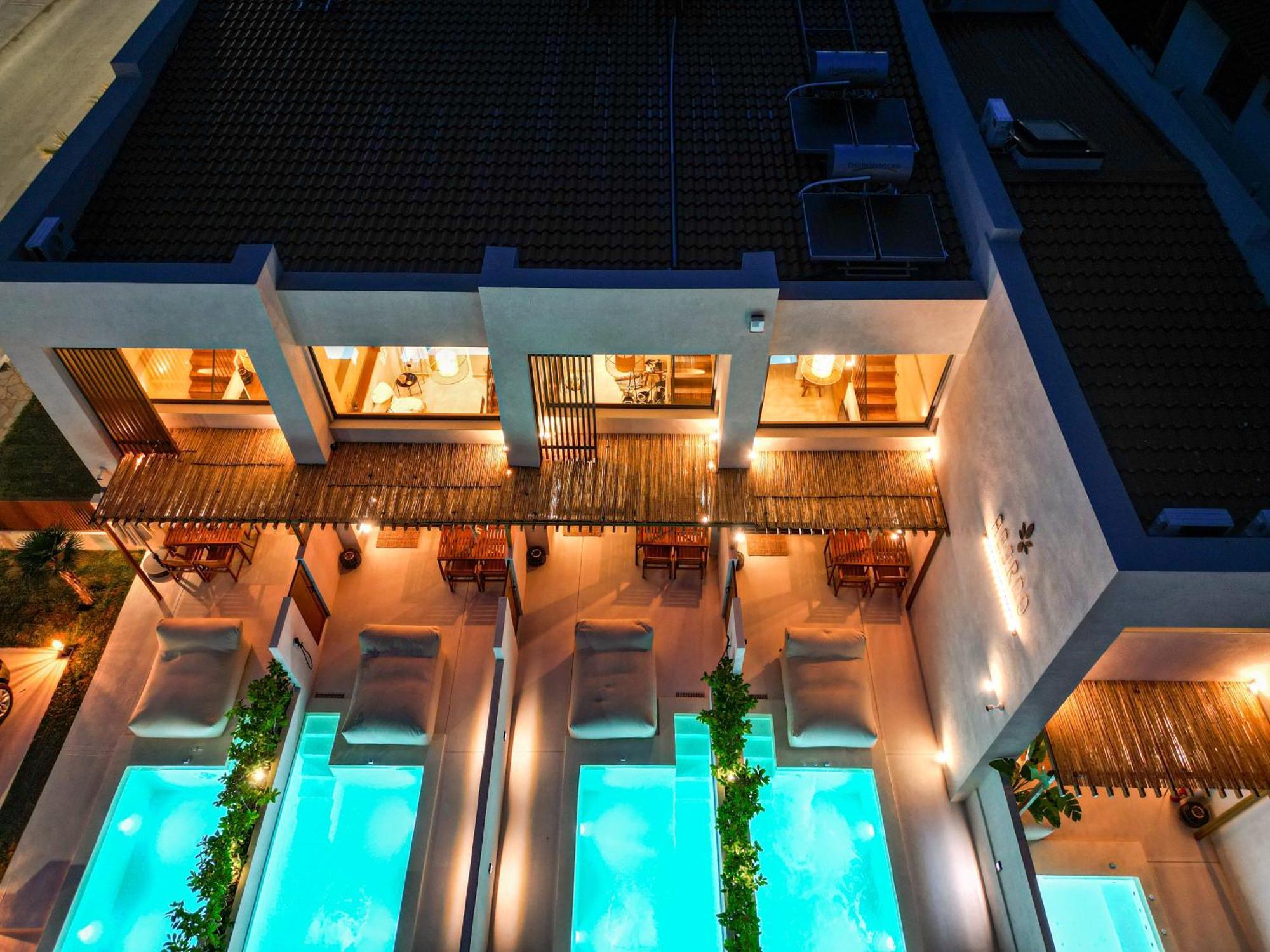 Adorno Private Suites Only Adults & Kids 12 Plus เนอาวรัสนา ภายนอก รูปภาพ